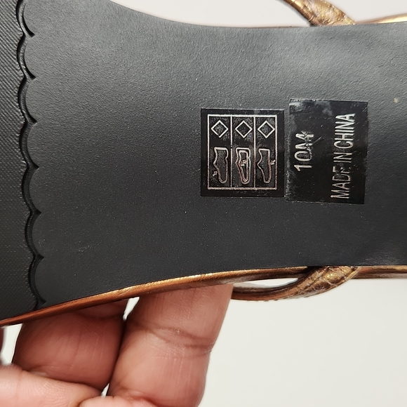 Moda, Women's Browns bronze, 1.5" heels, jeweled slip-on Sandal slides. Size 10M - Picture 5 of 10